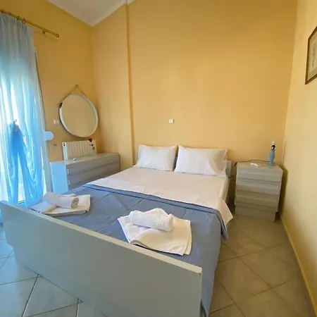 Holiday home Strati's Place
